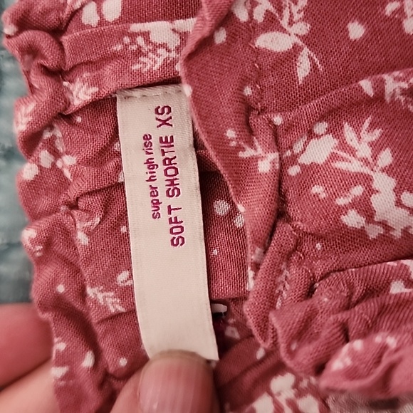 SO Super High Rise Soft Shortie Size XS - Picture 4 of 6